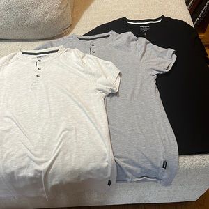 Lot of 3 Kenneth Cole short sleeve shirts